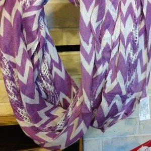 Women's scarf